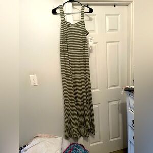 NWT Caslon Green Stripe Maxi Dress